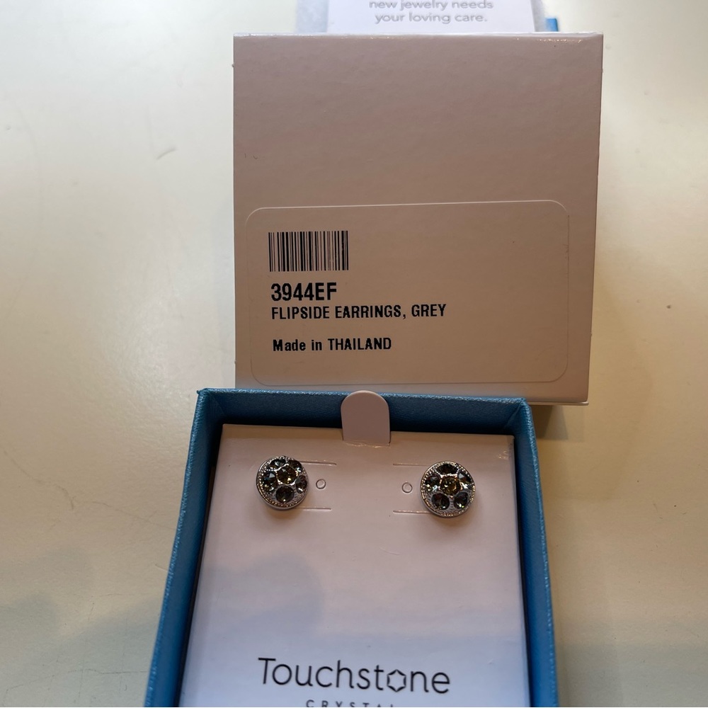 NIB Touchstone Crystal Flipside Earrings Gray Pearl
